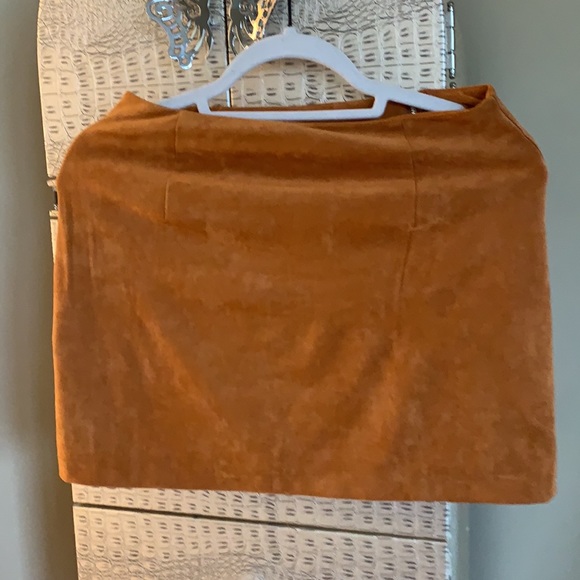 Mini - Picture 4 of 4